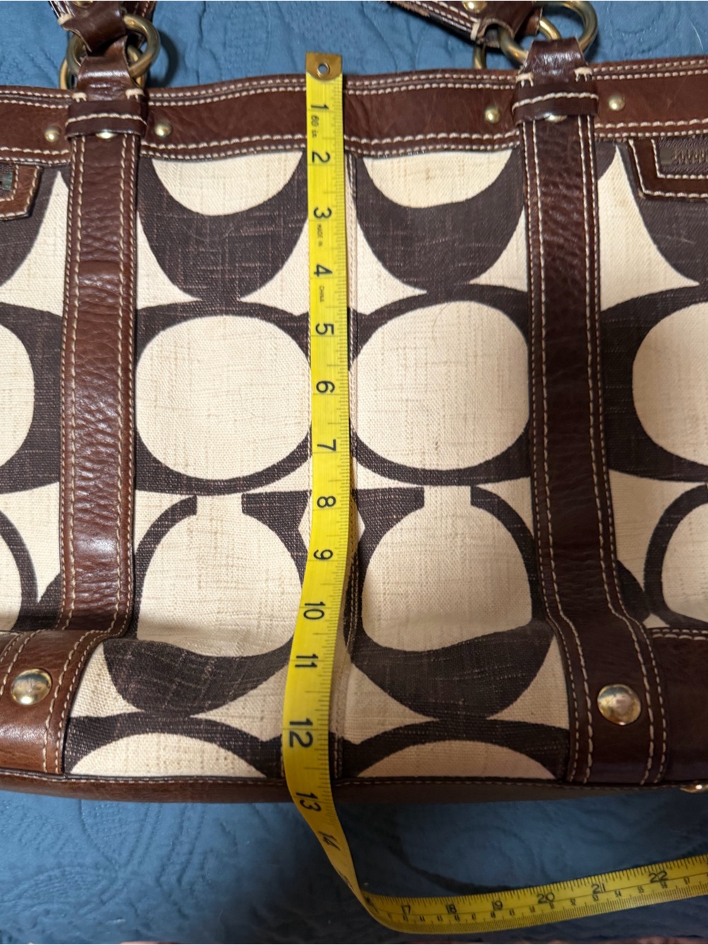 Coach Brown and Beige Signature Canvas Tote with Turn-Lock Front - Picture 4 of 9